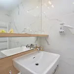 Jona Apartment