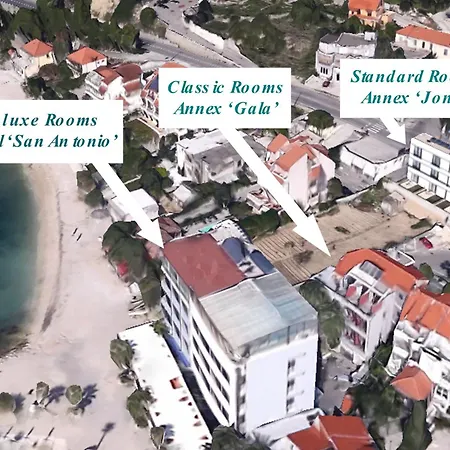 Apartment Jona Podstrana