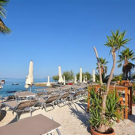 Apartament Jona Podstrana