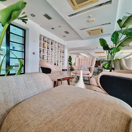 Apartment Jona Podstrana