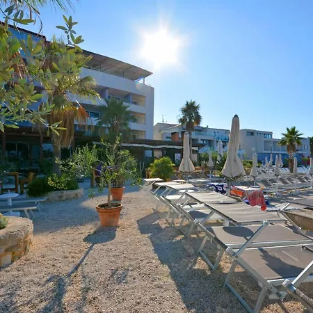 Apartment Jona Podstrana